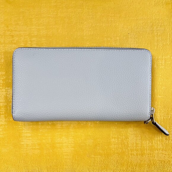 COACH Accordion Zip Wallet - Pale Blue Pebbled Leather - Picture 2 of 3